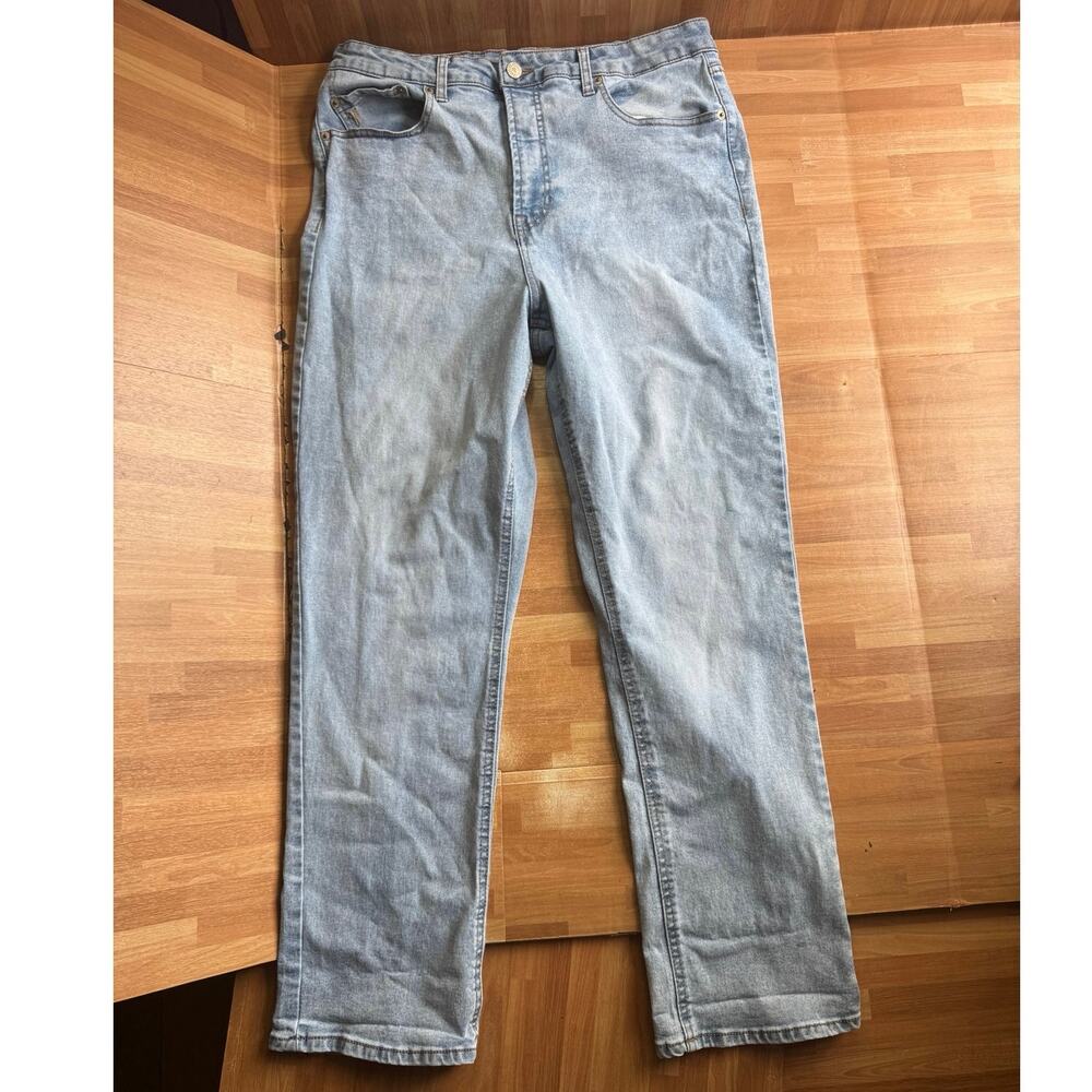 Frye light wash denim jeans size 12
